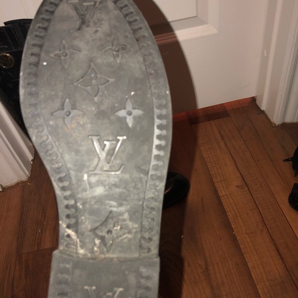 Louis Vuitton rain boots - Picture 8 of 8